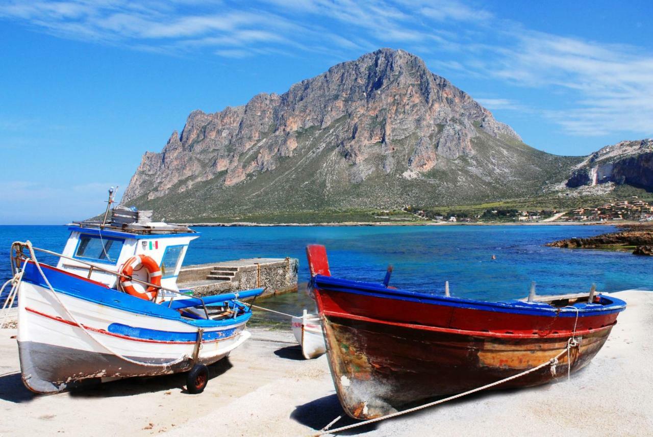Casa Vacanza Tra Cielo E Mare Custonaci Exteriör bild