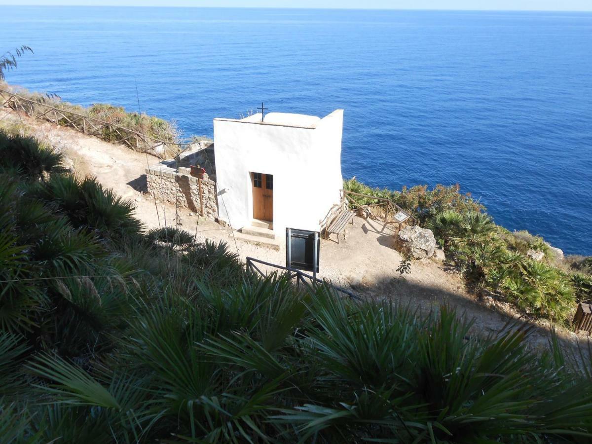 Casa Vacanza Tra Cielo E Mare Custonaci Exteriör bild